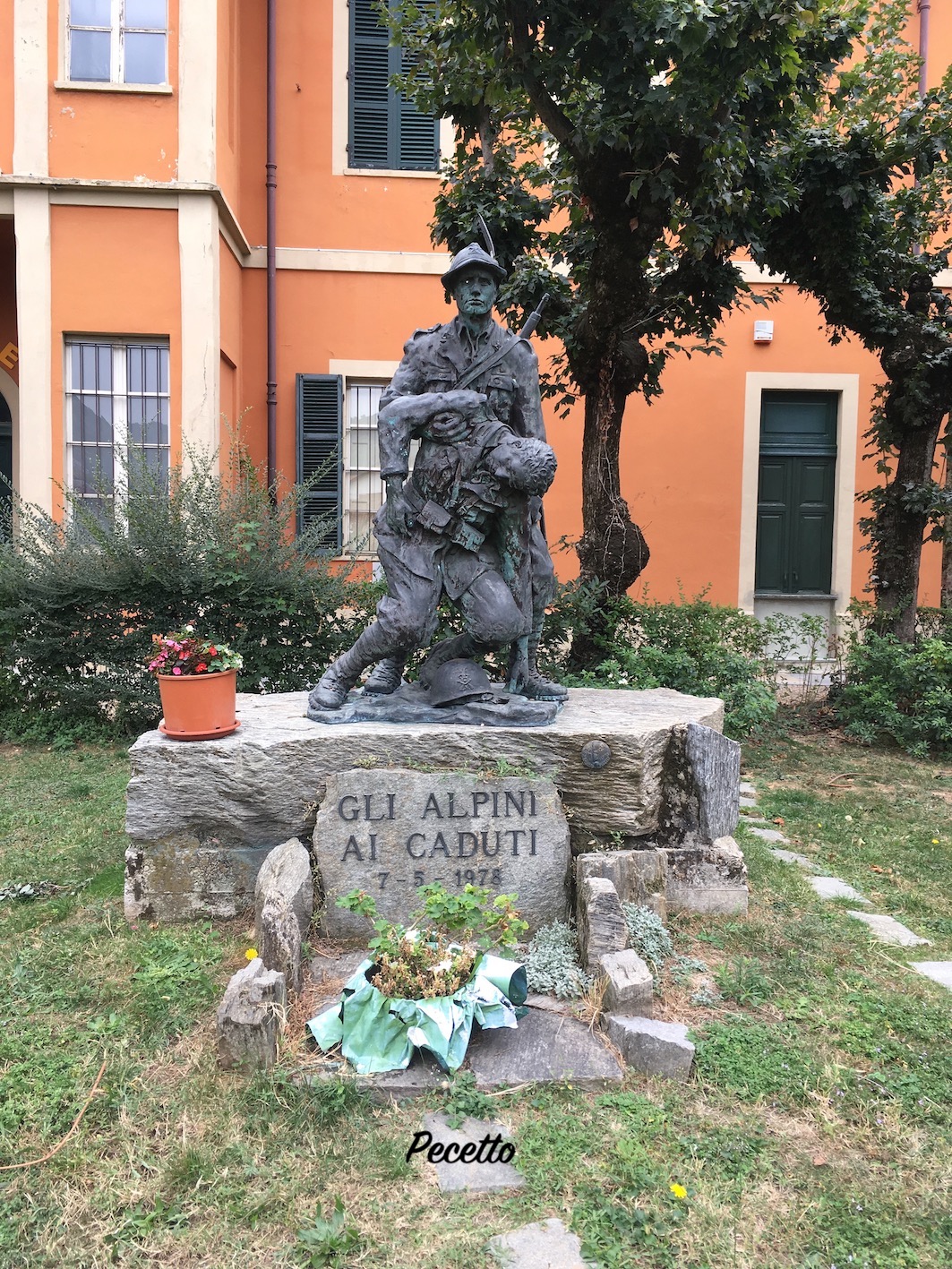 h1 pecetto.jpg